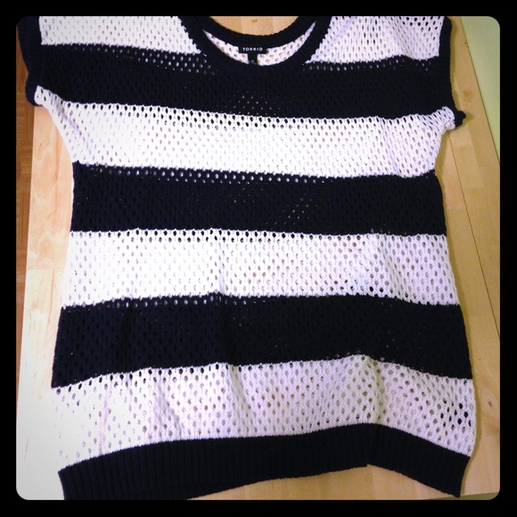 Torrid- Navy Blue- Striped Mesh top Never worn!!