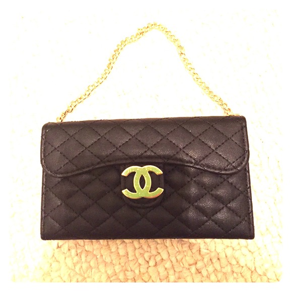 Blacked quilted with chain iPhone 5/5s case