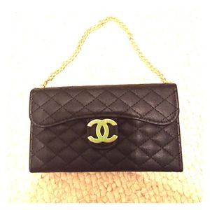 Blacked quilted with chain iPhone 5/5s case