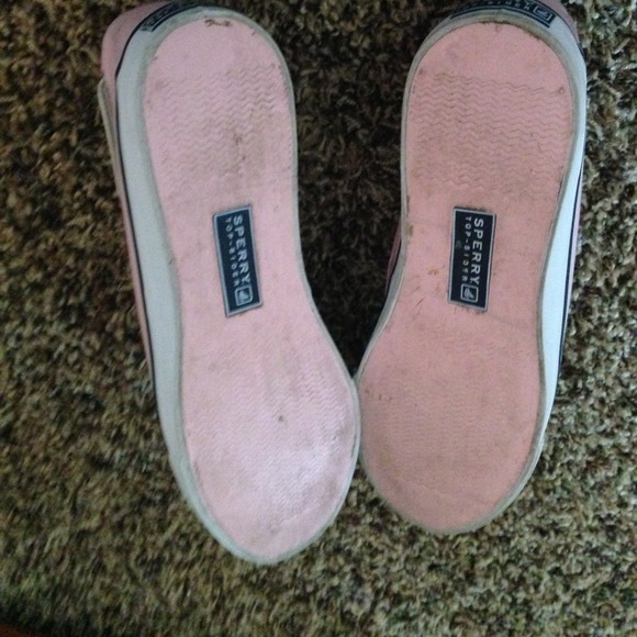 Pink Sperry Topsiders 🚫no trades - Picture 2 of 4