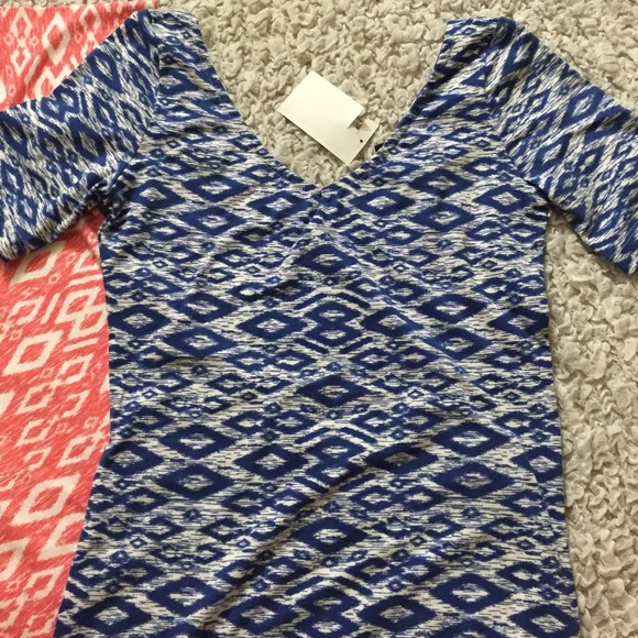 ❌SOLD IN A BUNDLE❌ - Picture 2 of 3