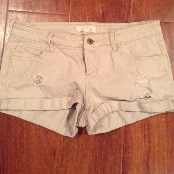Khaki forever21 shorts