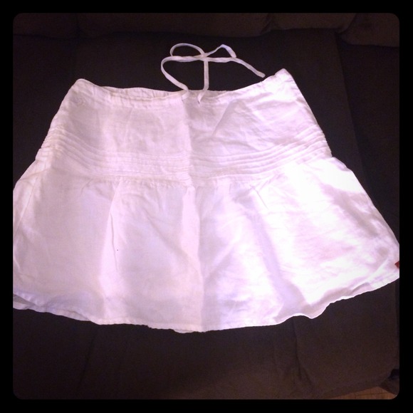 White short flowy skirt