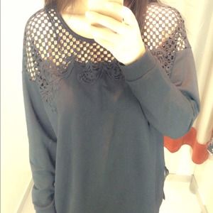 ❤️h&m shoulder lace see through black sweatshirt❤️