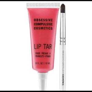 Lip Tar