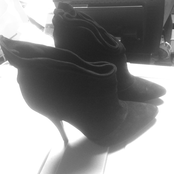 Aldo black stiletto booties New