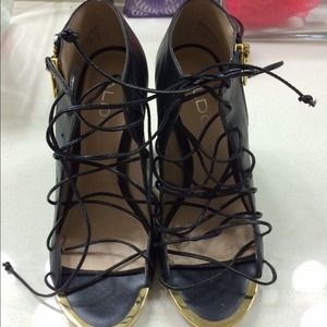Aldo heels. Never been worn. No box.