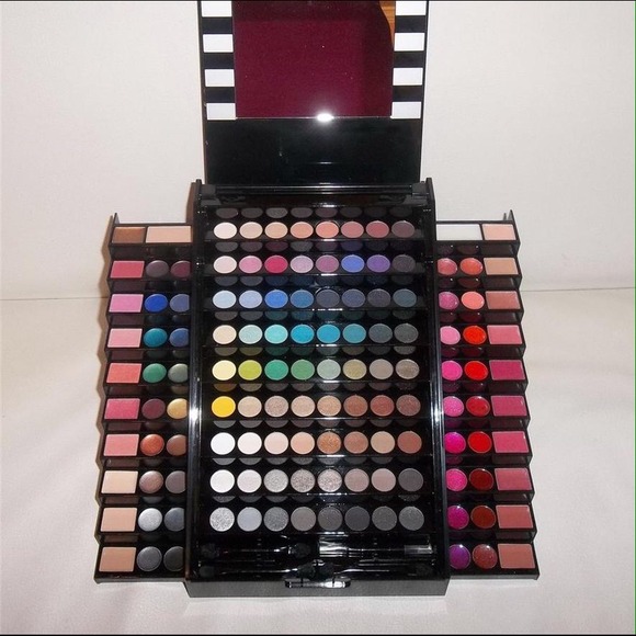 Sephora LTD 3 layered make up kit