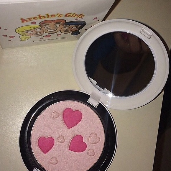 MAC Cosmetics Other - MAC Archie's Girls Beauty powder