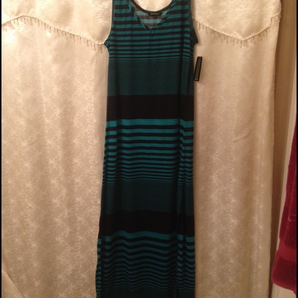 Maxi dress! 55% cotton, 45% polyester
