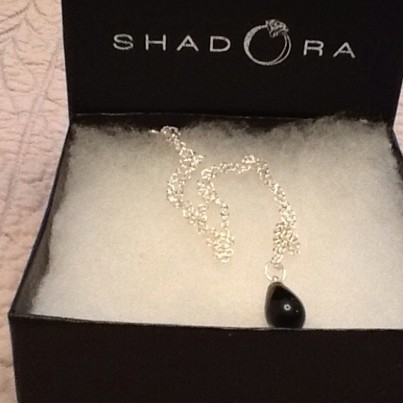Shadora black drop necklace - Picture 2 of 2