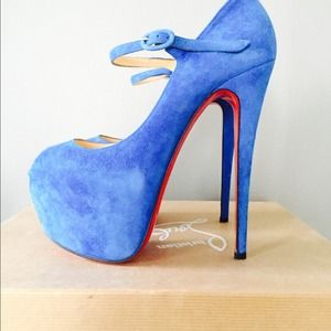 Sold! Christian Louboutin Lady Highness 160 39.5