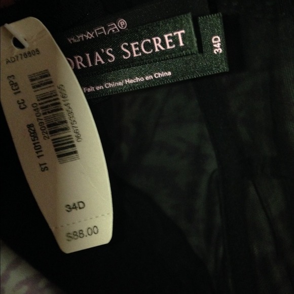 Victoria Secret Corset - Picture 2 of 2