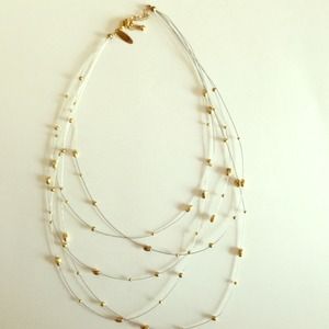 🆕LISTING🆕the GOES w/ EVERYTHING NECKLACE👗👖👚