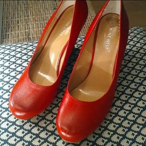 Nine West Red Wedges