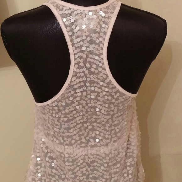 Free people pale pink sequin crop top - Picture 2 of 3