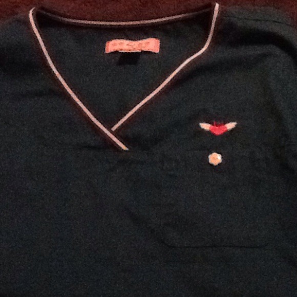 Koi scrub top great condition