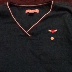 Koi scrub top great condition