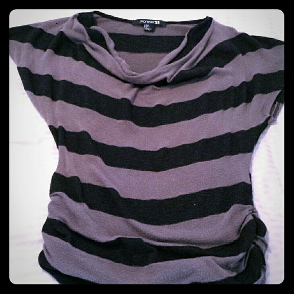 Top - Picture 1 of 1