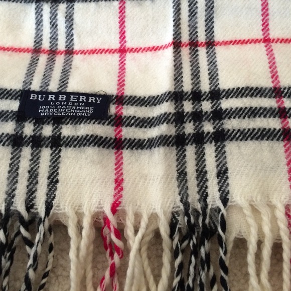 Burberry 100% cashmere scarf.