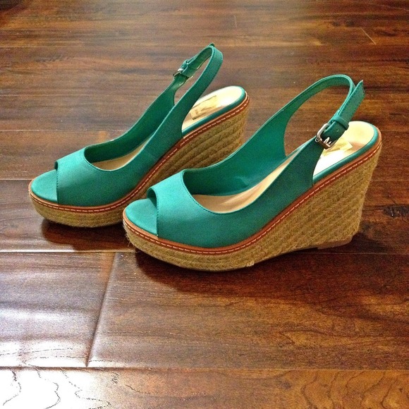 Dolce Vita Wedge Sandals - Picture 2 of 2