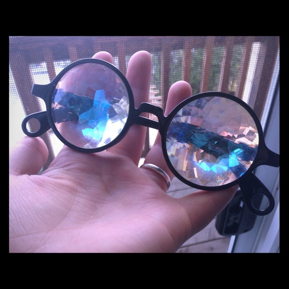 Holes Kaleidoscope glasses
