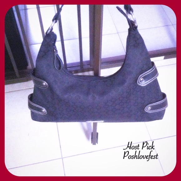 Nine West Handbags - Nine West purse