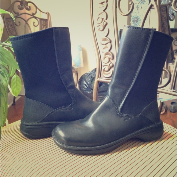 MERRELL BLACK BOOTS //VERY NICE