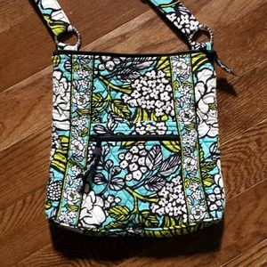 ?? SALE ?? Vera Bradley Hipster in Island Blooms