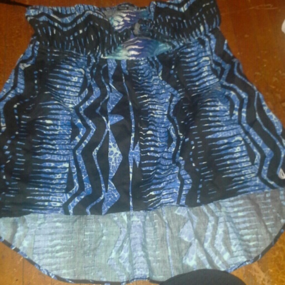 Volcom xl top. Used twice as swim suit cover up