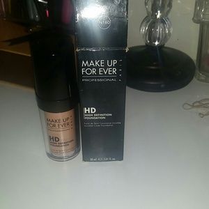 MAKEUP FOREVER Foundation