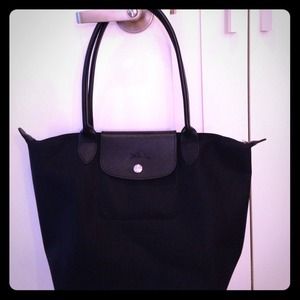 Black longchamp modele depose medium tote