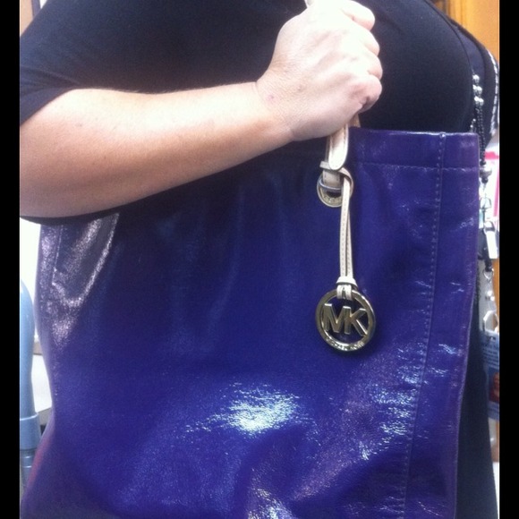 REDUCED MORE🍁🍁Michael Kors Large Tote