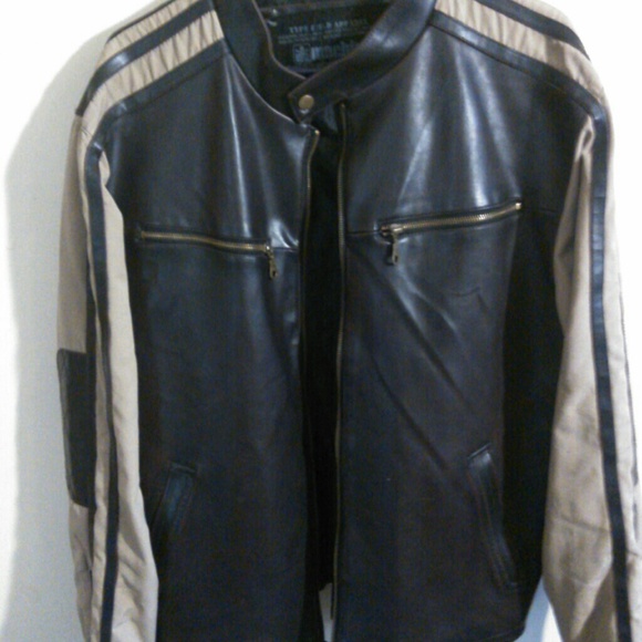Leather jacket - Picture 2 of 2