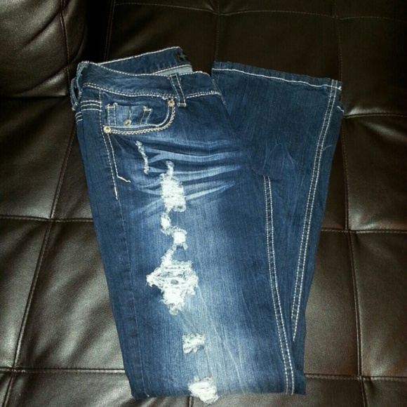 Boot cut jeans