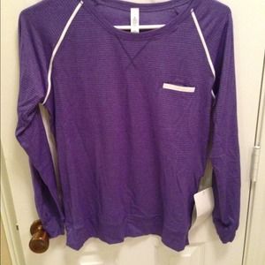 Lululemon weightless crew