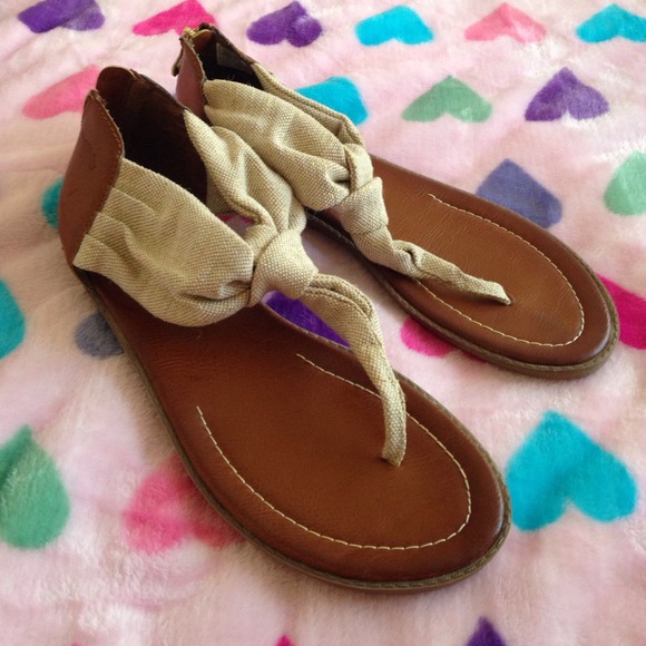 GLADIATOR SANDALS 💝