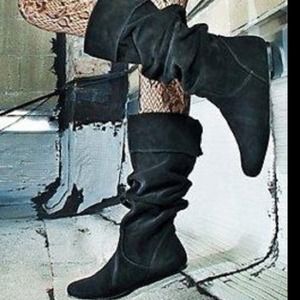 Steve Madden suede