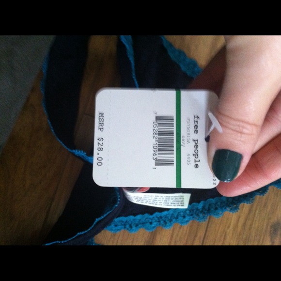 Free People - Picture 2 of 2