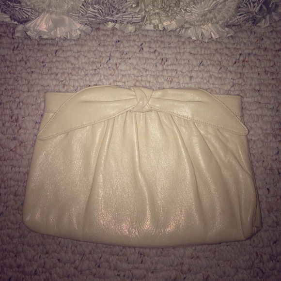 Vintage leather bow clutch
