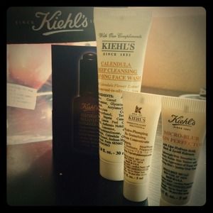 Kiehl's travel set