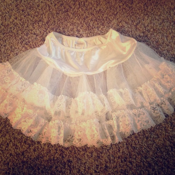 Halloween white petticoat lace