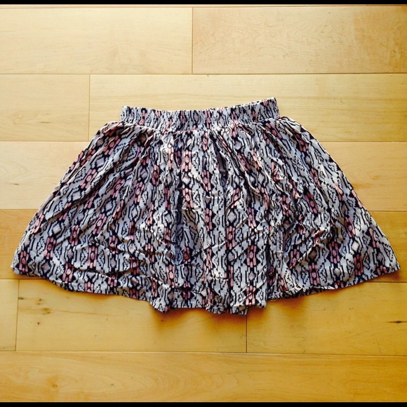 Brandy Melville Tribal Print Skirt