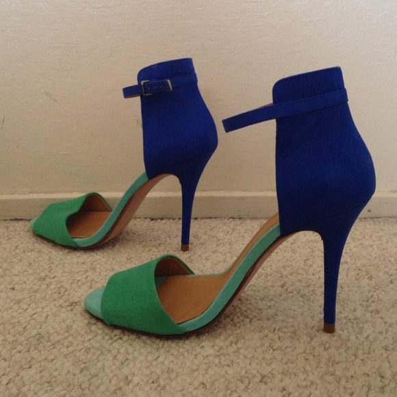 Zara basic sandal - Picture 3 of 4