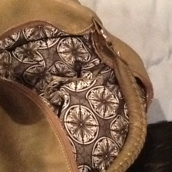 Purse - Picture 3 of 3