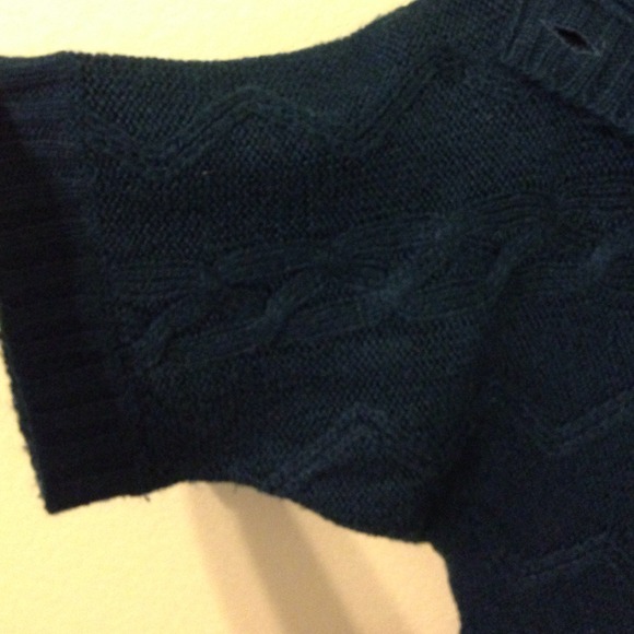 Blue/green button front knit sweater - Picture 2 of 3
