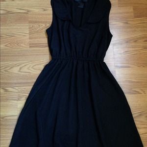 жardashianкollection Lіттlе вlаск drеss