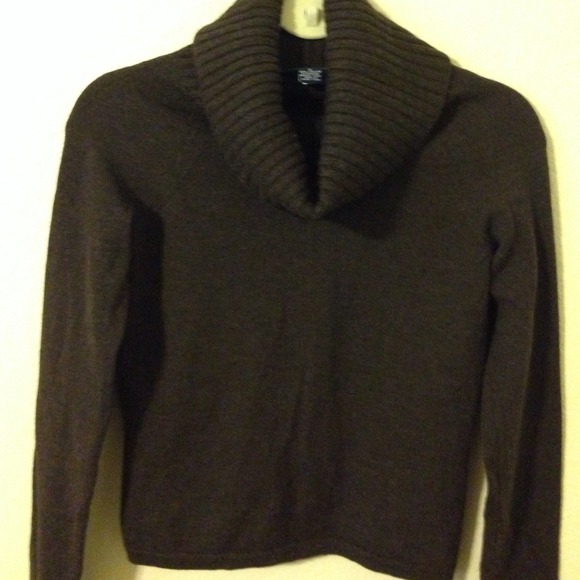 Brown cowl neck sweater - Picture 2 of 2