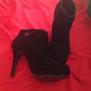 Black suede bootie