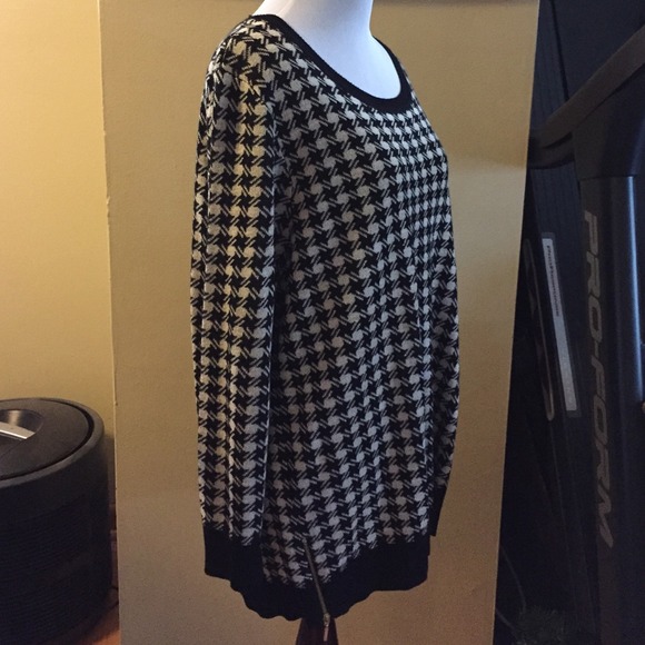 Apt 9 Sweater